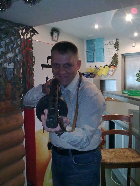 Евгений Шутов