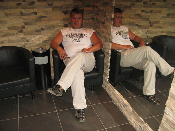 Игорь Костин