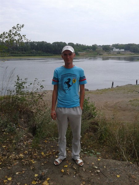 Максим Иванов