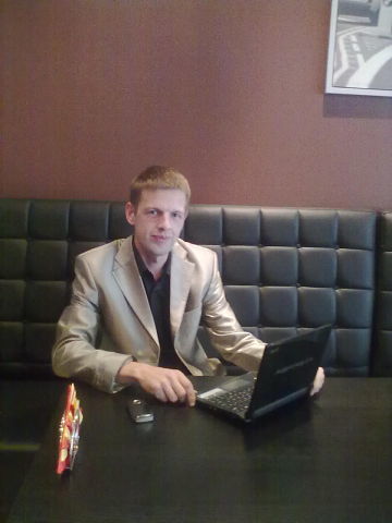 Александр Дмитриев