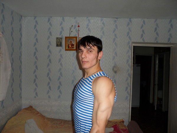 Роман Захаров