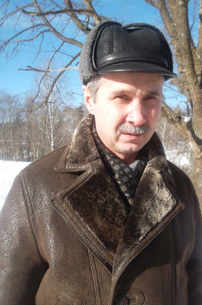 Владимир Антонов