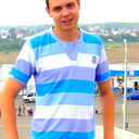 Алмаз Валиев