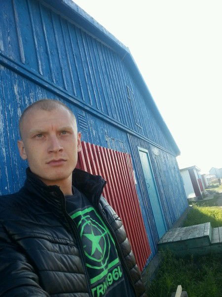 Макс Азизов