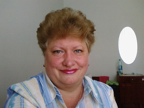 Нина Подледнева