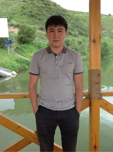 Асхат Мадалиев