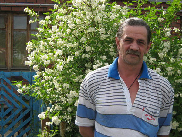 Александр Аношин