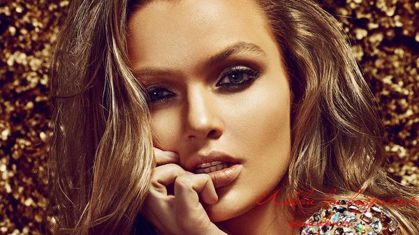 Дьявольски Красива