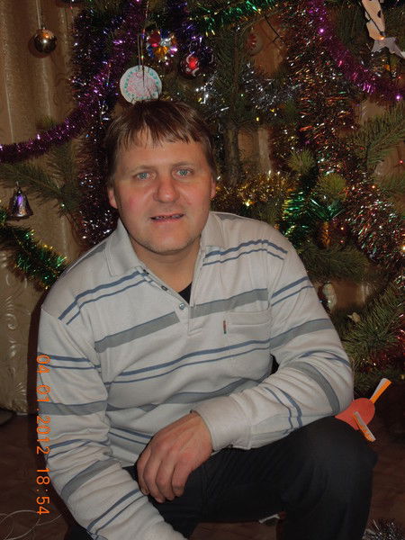 Олег Манякин