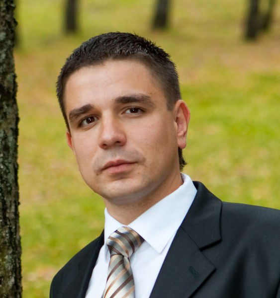 Александр Сушков