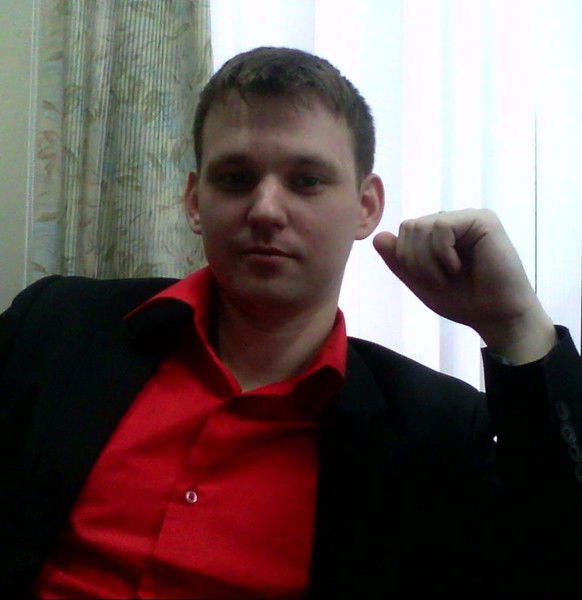 Максим Иванов