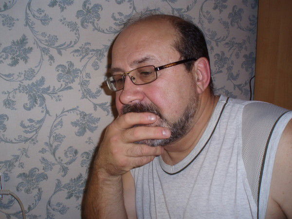 Валерий Николаев