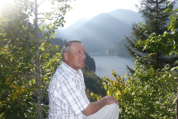 Евгений Семенюта