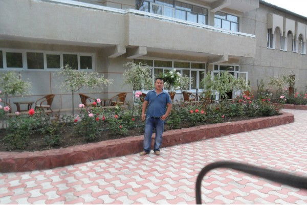 Фархат Алматаев