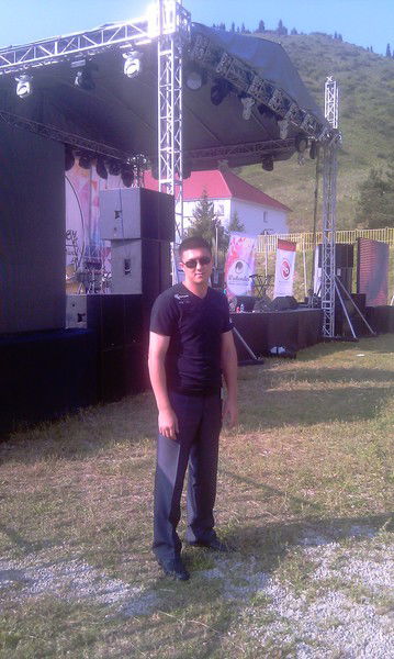 Тимур Атамуратов