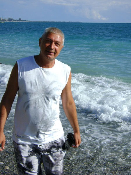 Александр Амирханов