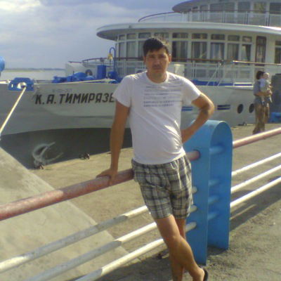 Роман Огородников