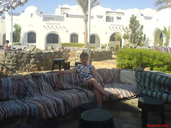 Александр Иванов