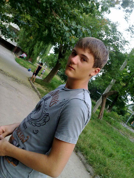 Саня Ефремов