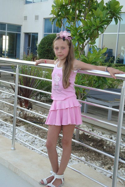 Катя Почобут