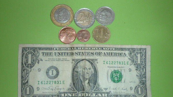 Дмитрий Петров