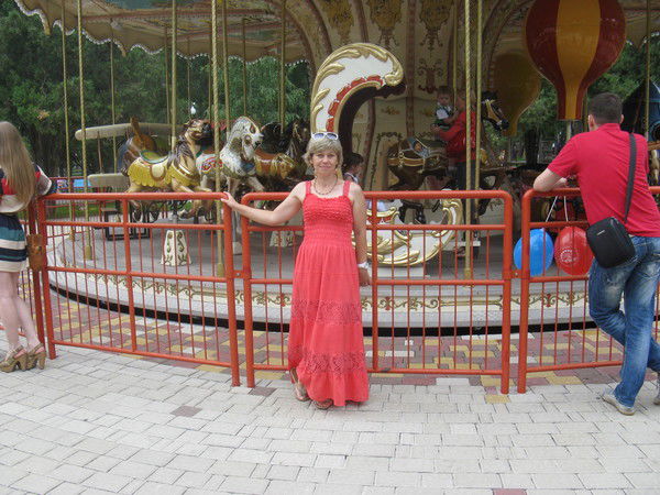 Елена Бардакова