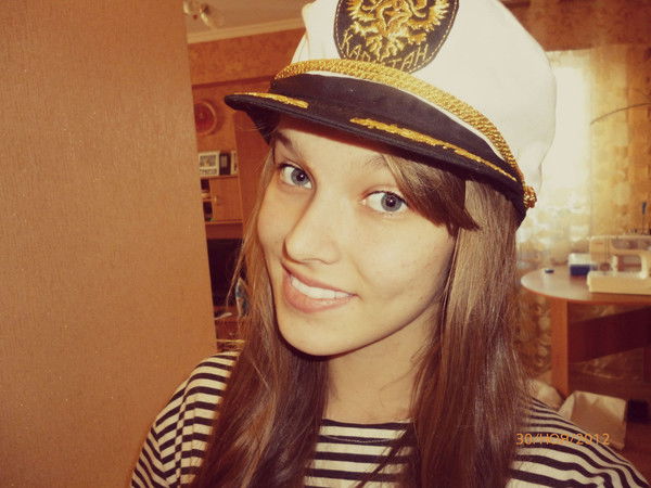 Ксения Попова