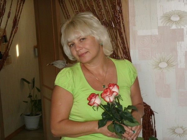 Елена Рахманова