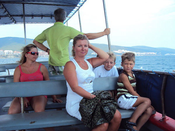 Анна Бухова