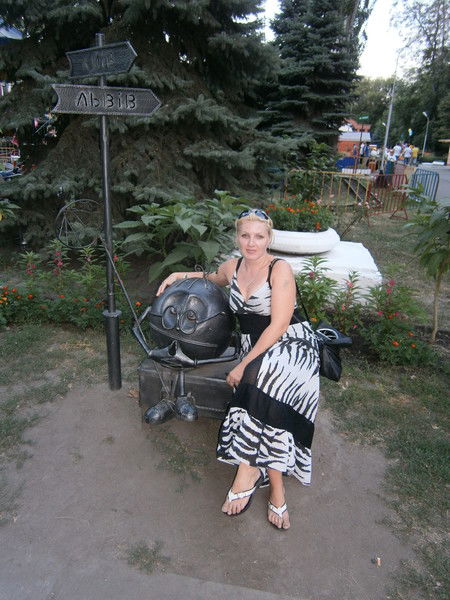 Лариса Костина