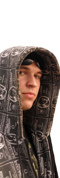 Андрей ********