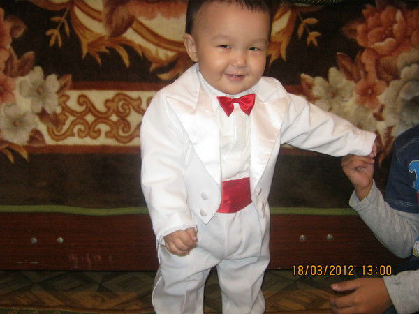 Мухтар Аскербек