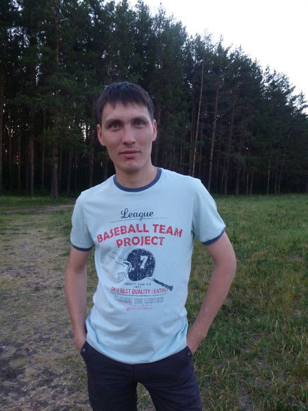 Виктор Карягин