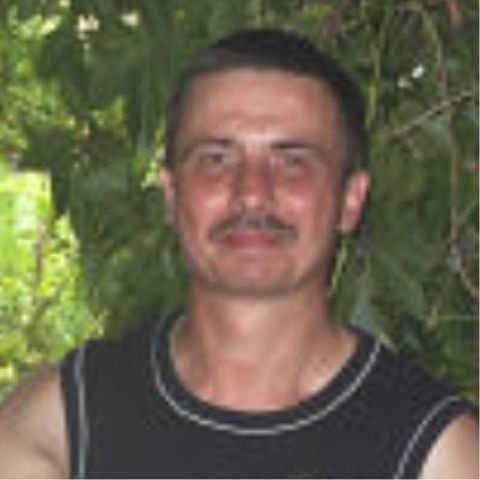 Женя Устимов