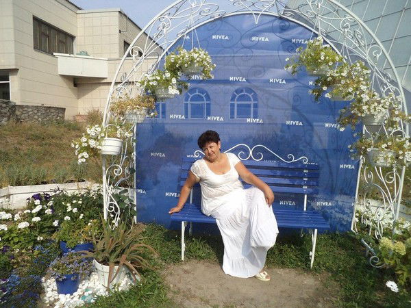 Нина Дерновая