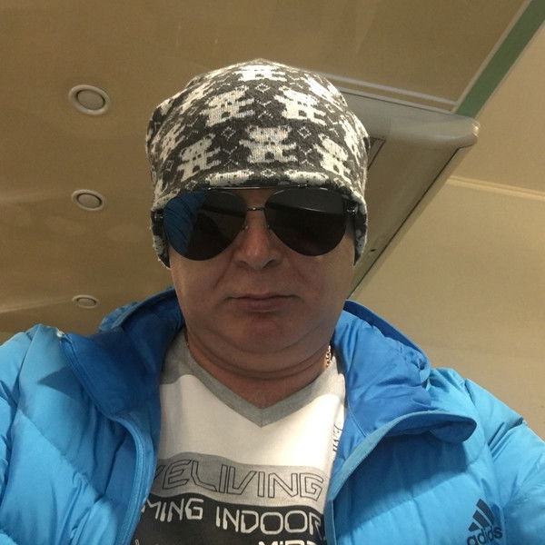 Олег Суханов