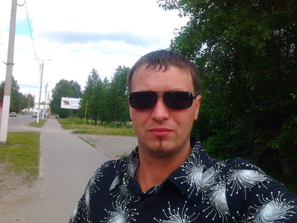 Толик Найденко