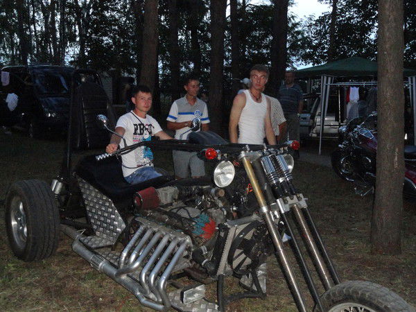 Александр Разуваев