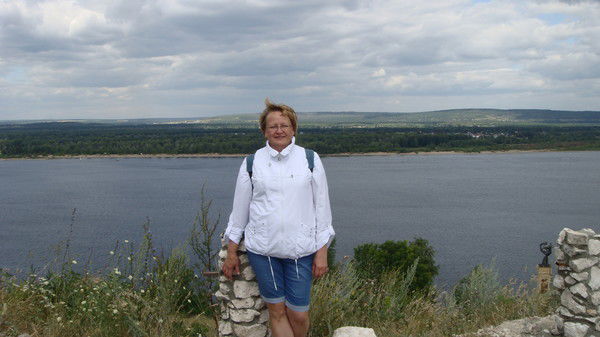 Елена Немова