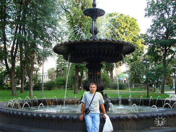 Александр Ларсович