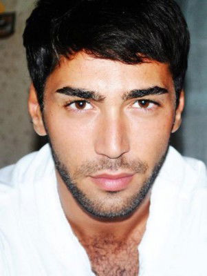 Санжар Ахметов