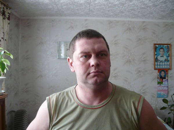 Олег Голяков