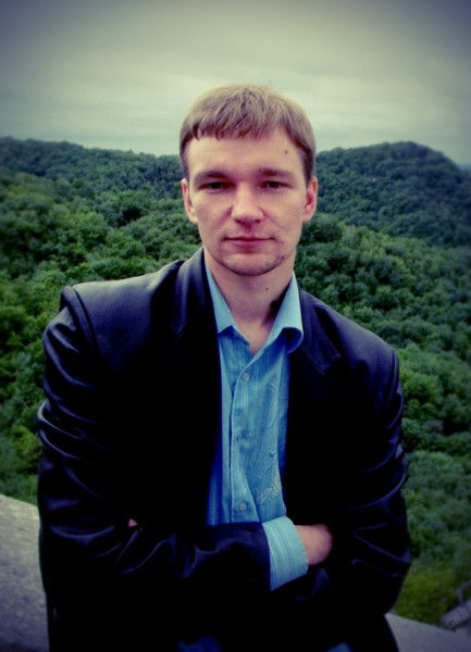 Алексей Холодов