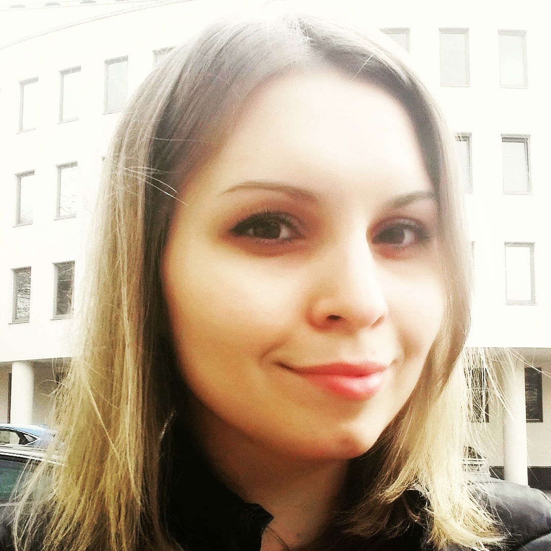 Виктория Апрелька