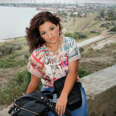 Анна Логвинова