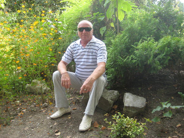 Вячеслав Небрат