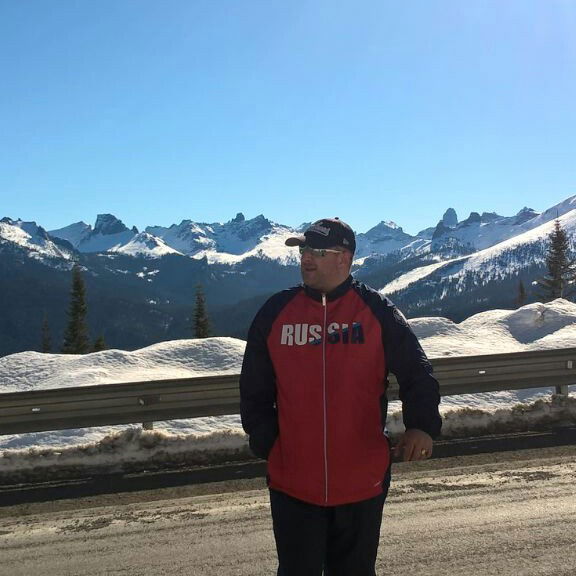 Максим Петренко