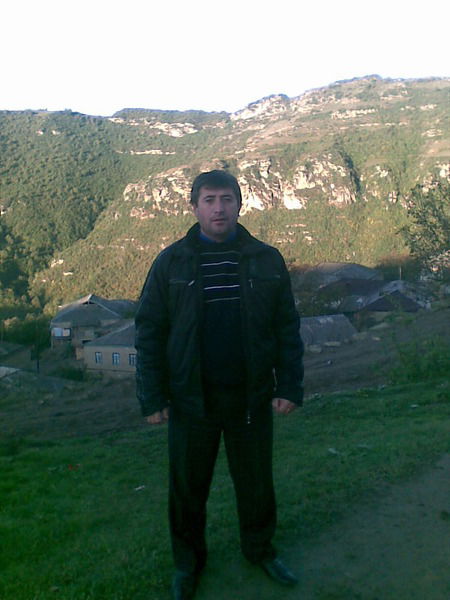 Алихан Магомедов