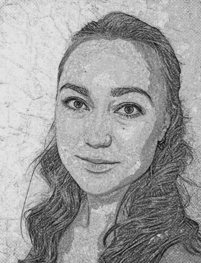 Алина Островская