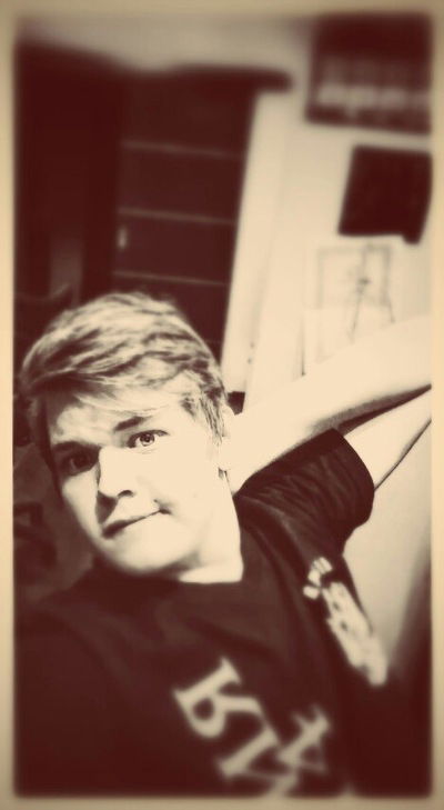 Влад Иванов